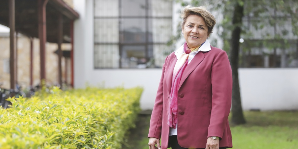 Dolly Montoya: “Hay que bajar la paz de los escritorios a los territorios”