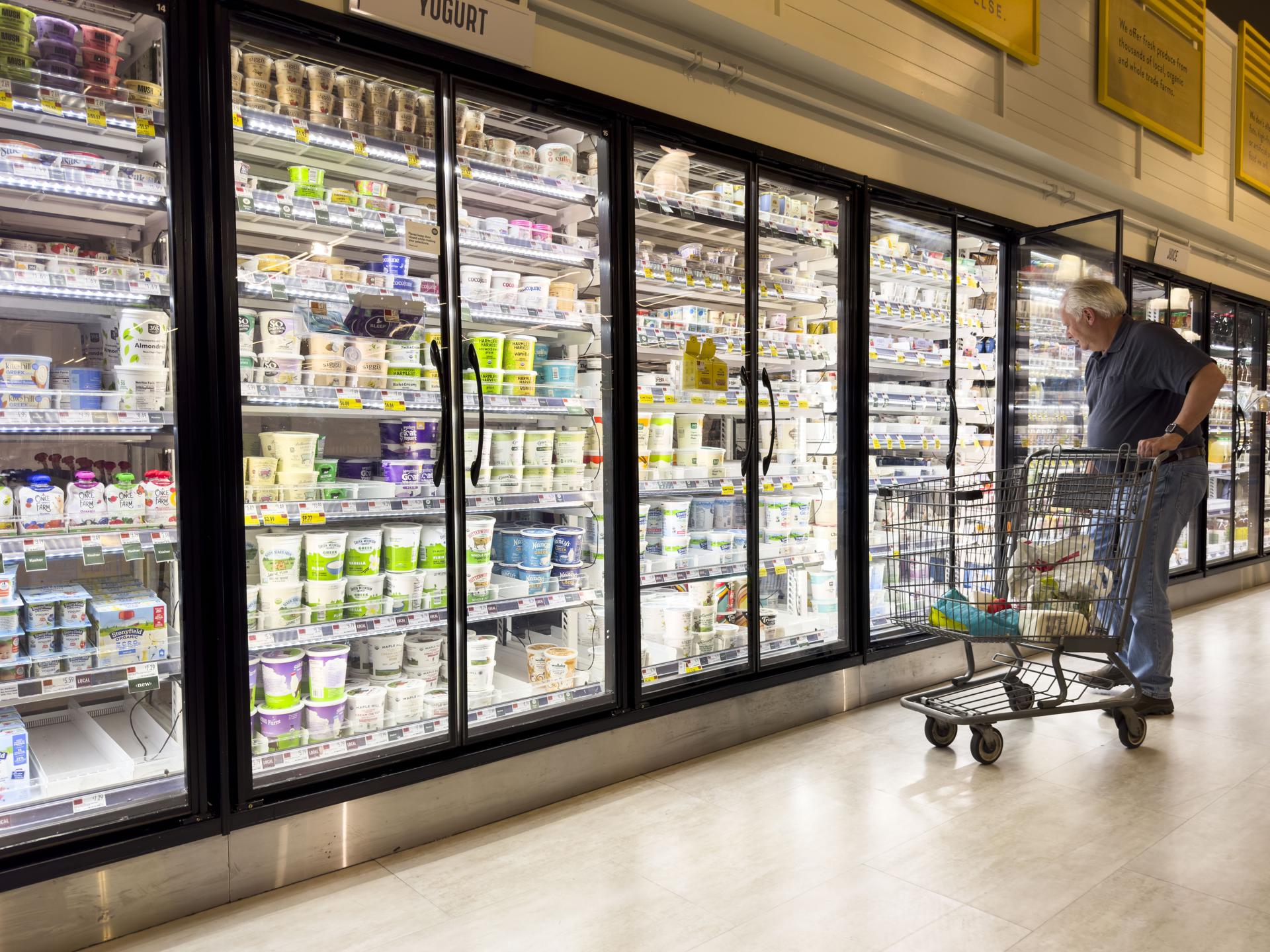 La inflación de Estados Unidos se mantuvo estable en febrero pese a presiones económicas