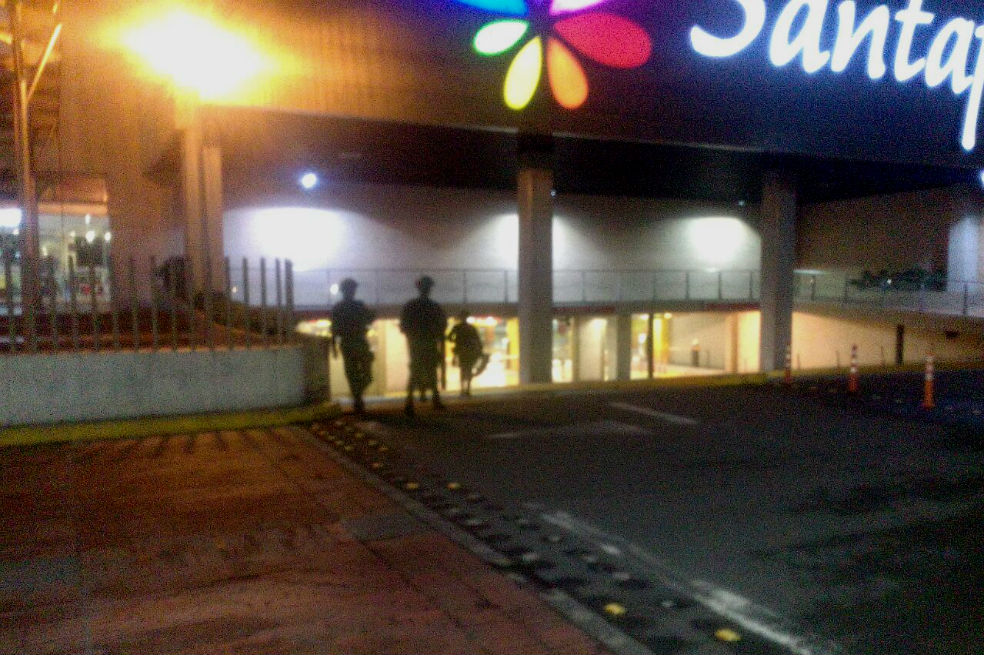 Tragedia en centro comercial Santafé
