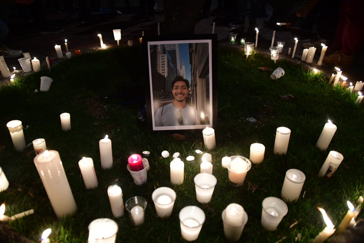 Pulido tenía 29 años y fue asesinado por delincuentes el pasado 21 de julio en este mismo punto, luego de que un delincuente le arrebatara la vida en medio de un presunto hurto. Según amigos de la familia del joven, un asaltante lo apuñaló por quitarle la bicicleta.