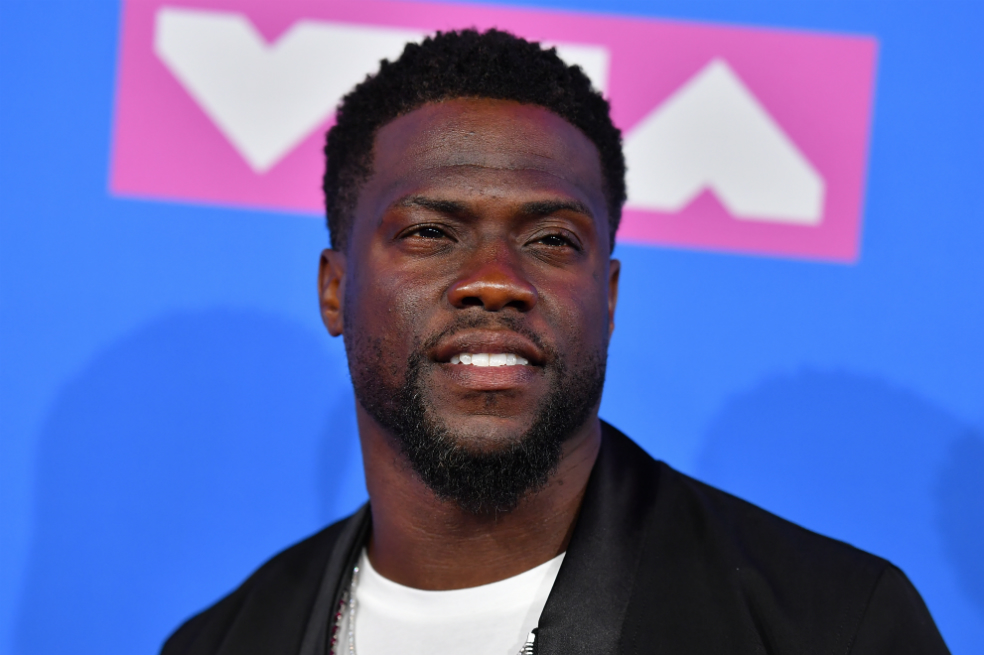 Kevin Hart reconsidera presentar los Óscar 2019 después de su renuncia