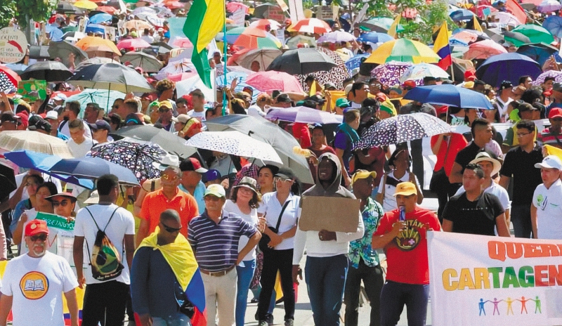 El proyecto que tiene en paro a los vendedores informales en Cartagena