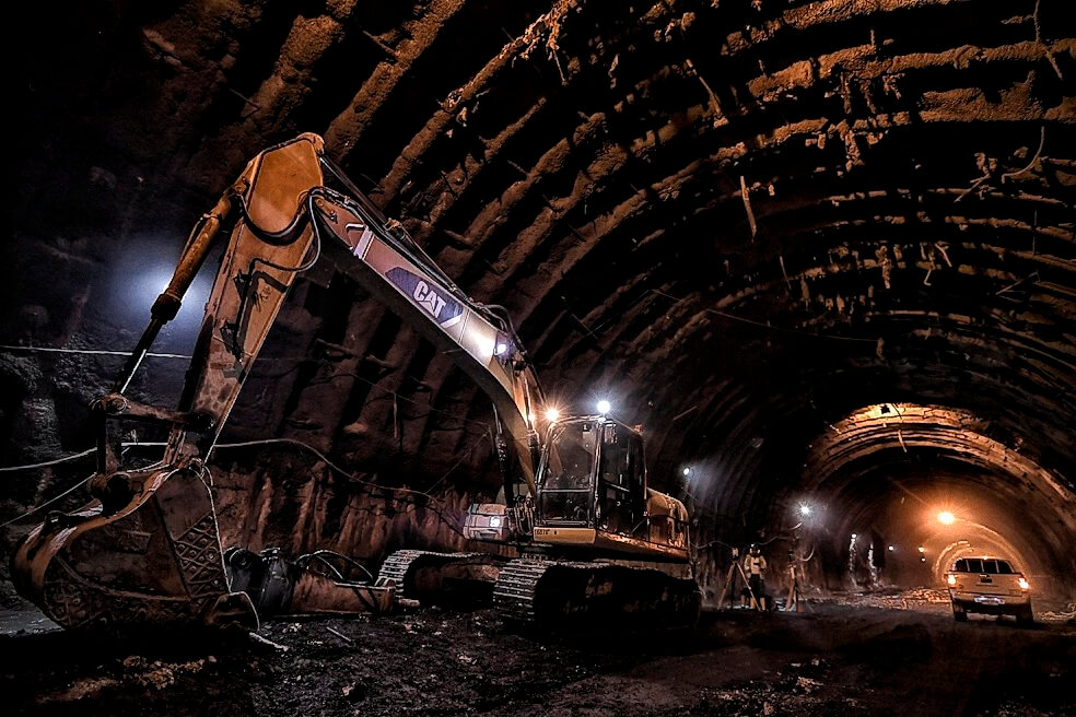 Hasta que terminen túnel de La Línea y otras obras no subirá peaje en cruce de la cordillera