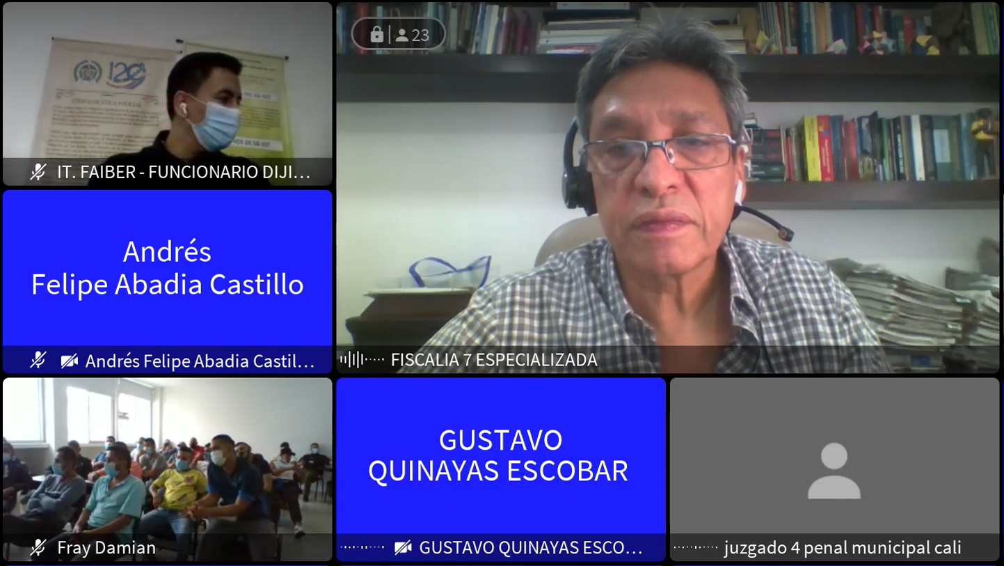 Audiencias concentradas contra los 25 "diamantes". En la parte inferior izquierda, los capturados por presunto tráfico de armas.