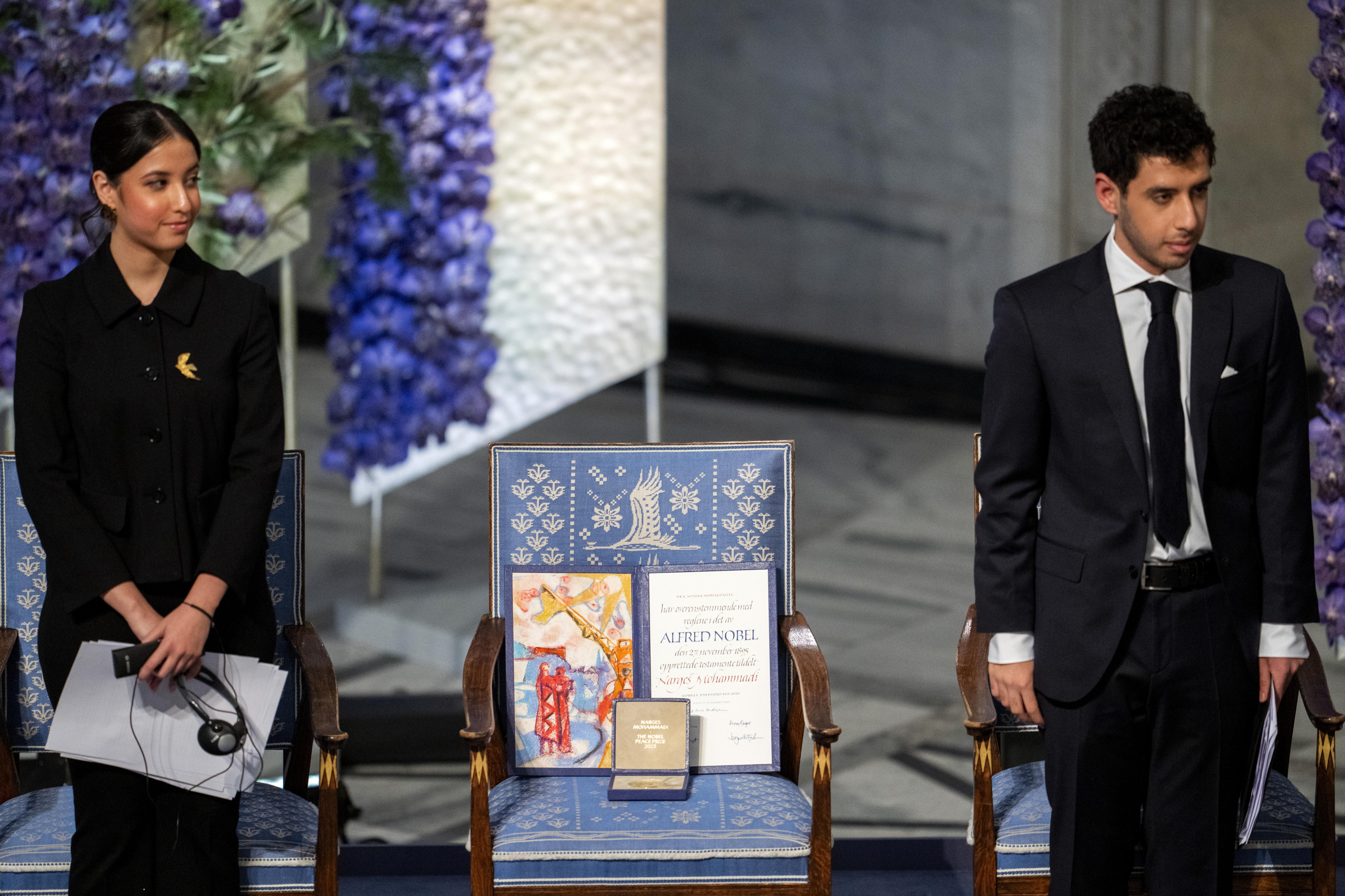 Mohammadi recibió el Nobel y criticó a Irán: “Régimen religioso, tiránico y misógino”