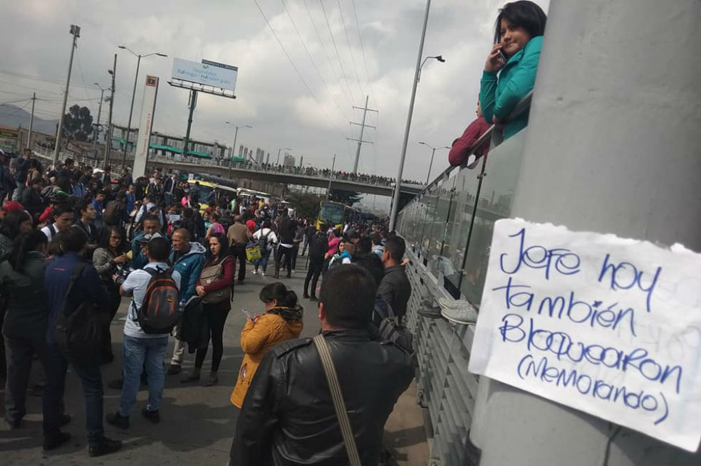Más de 300.000 afectados dejan bloqueos en Transmilenio en Autopista Sur