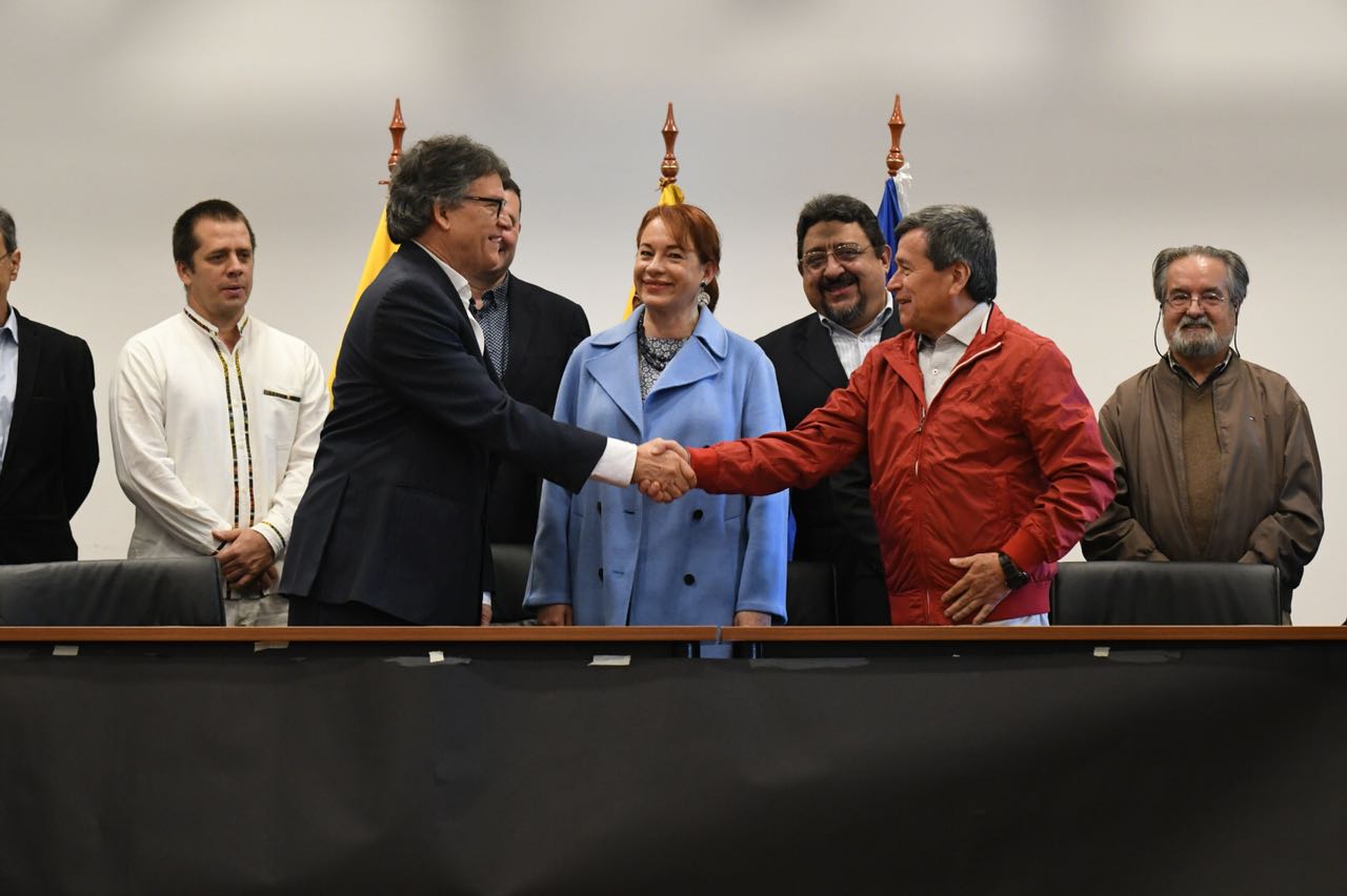 Se reactiva Comisión de Paz del Congreso para discutir diálogos con el Eln
