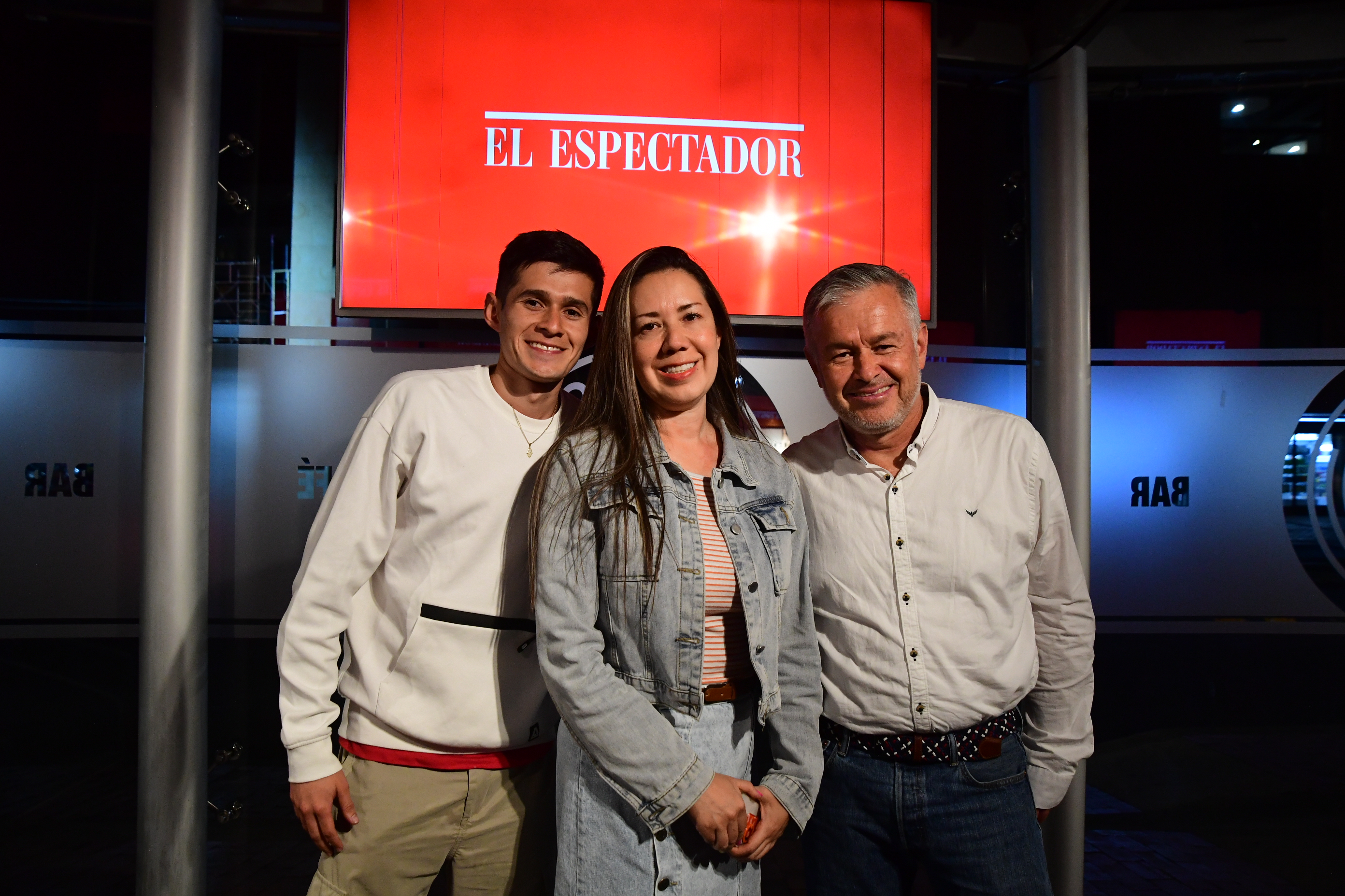 Jean Carlos Silva y Yina Valero (Phd Media Colombia).