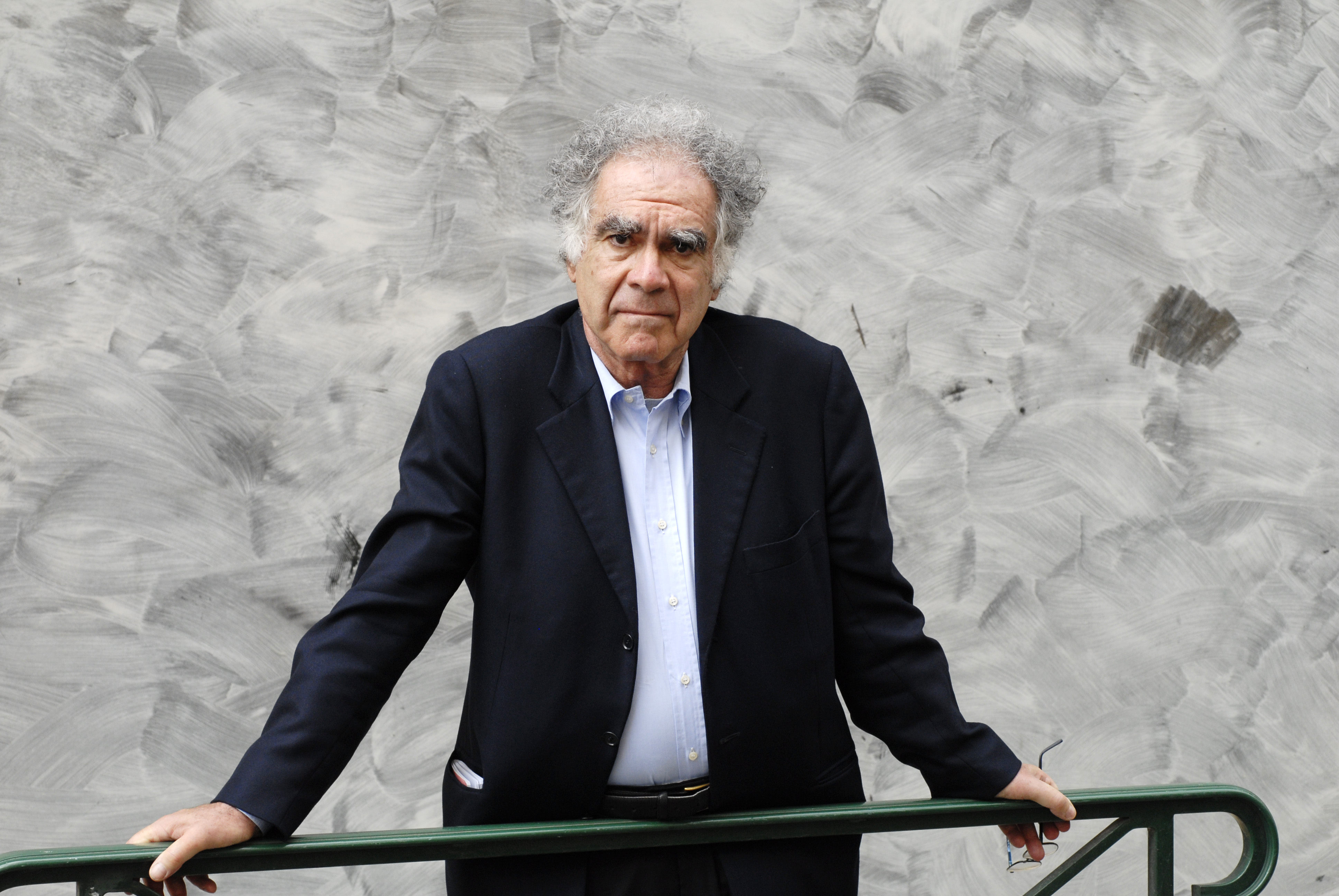 Murió Carlo Ginzburg, el historiador italiano que impulsó la “microhistoria”, a los 87 años