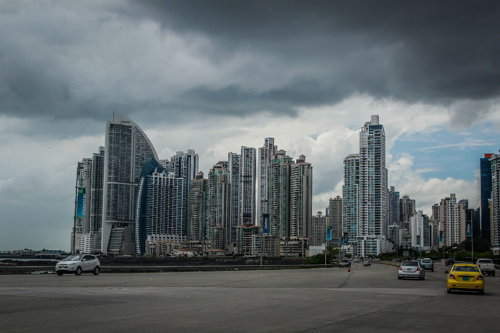 Fuerte temblor sacudió la capital de Panamá
