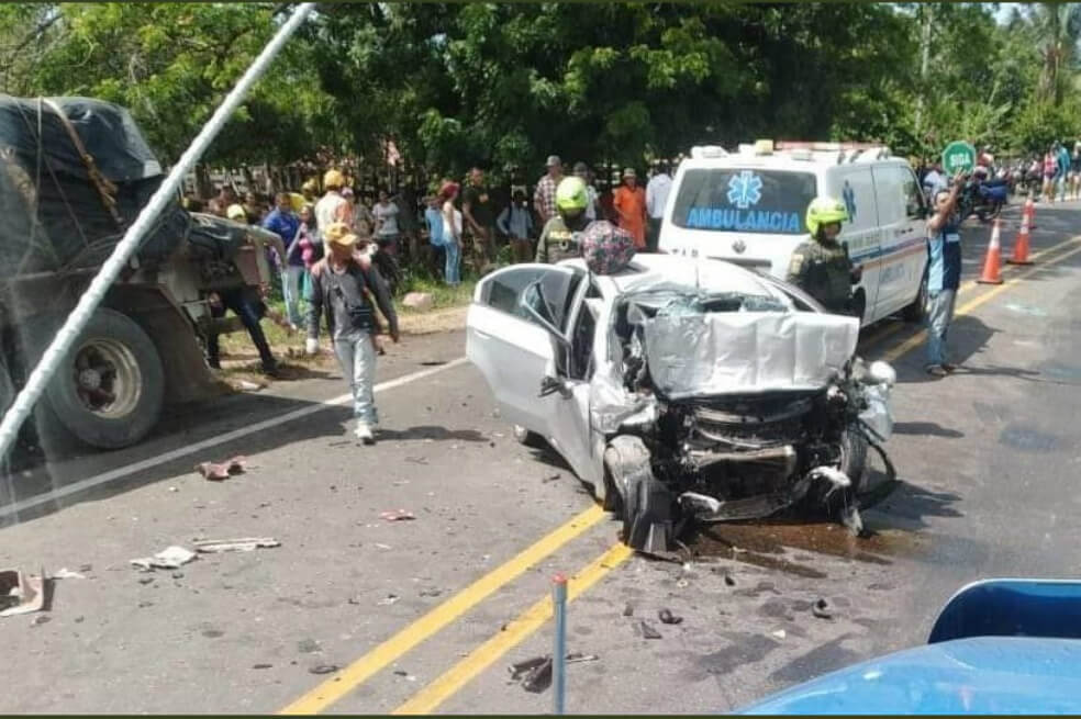 Accidente de tránsito dejó cinco personas muertas en Córdoba