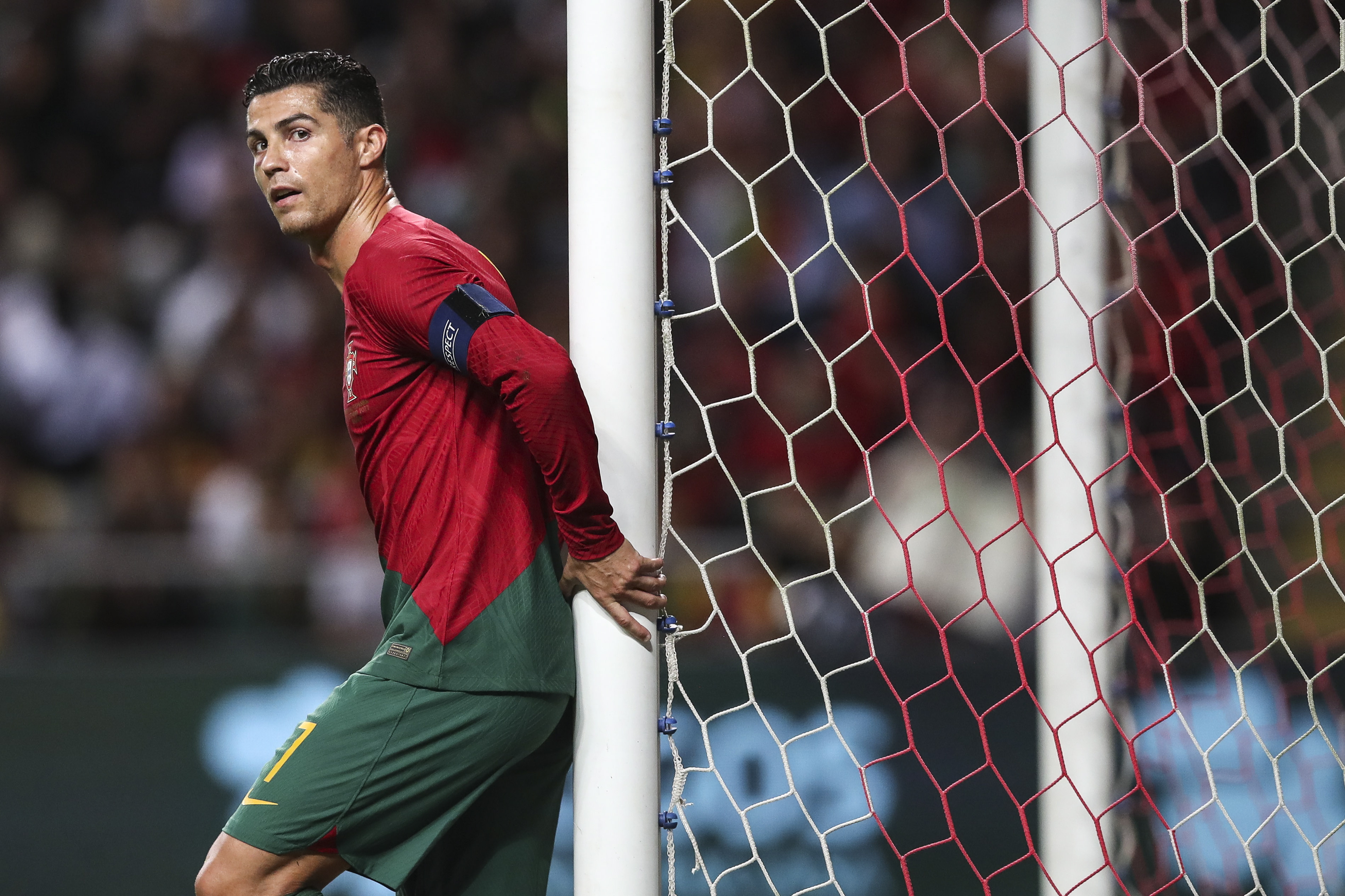 Braga (Portugal), 27/09/2022.- Portugal's Cristiano Ronaldo reacts during the UEFA Nations League soccer match between Portugal and Spain at the Municipal stadium in Braga, Portugal, 27 September 2022. (España) EFE/EPA/JOSE COELHO