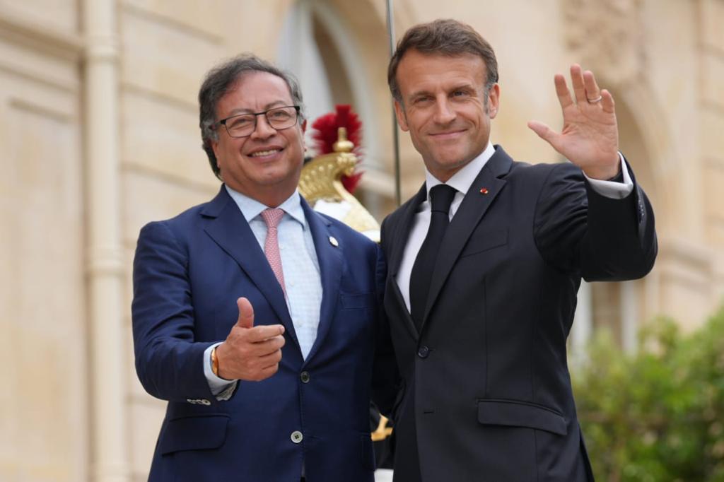 En París, Petro se reunió con Macron y anunció un encuentro financiero en Cartagena