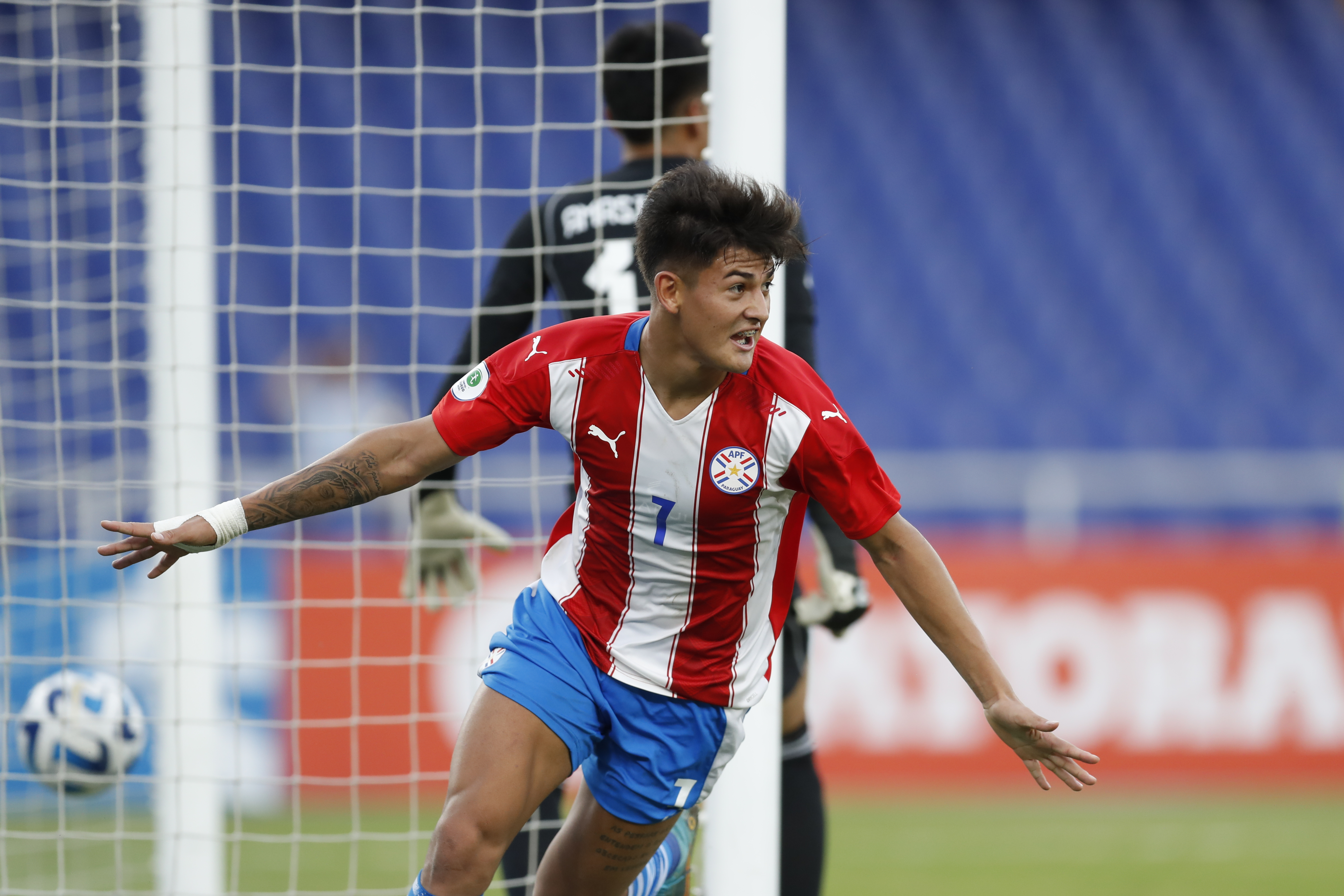 Paraguay no desentonó y venció a Perú en el Sudamericano