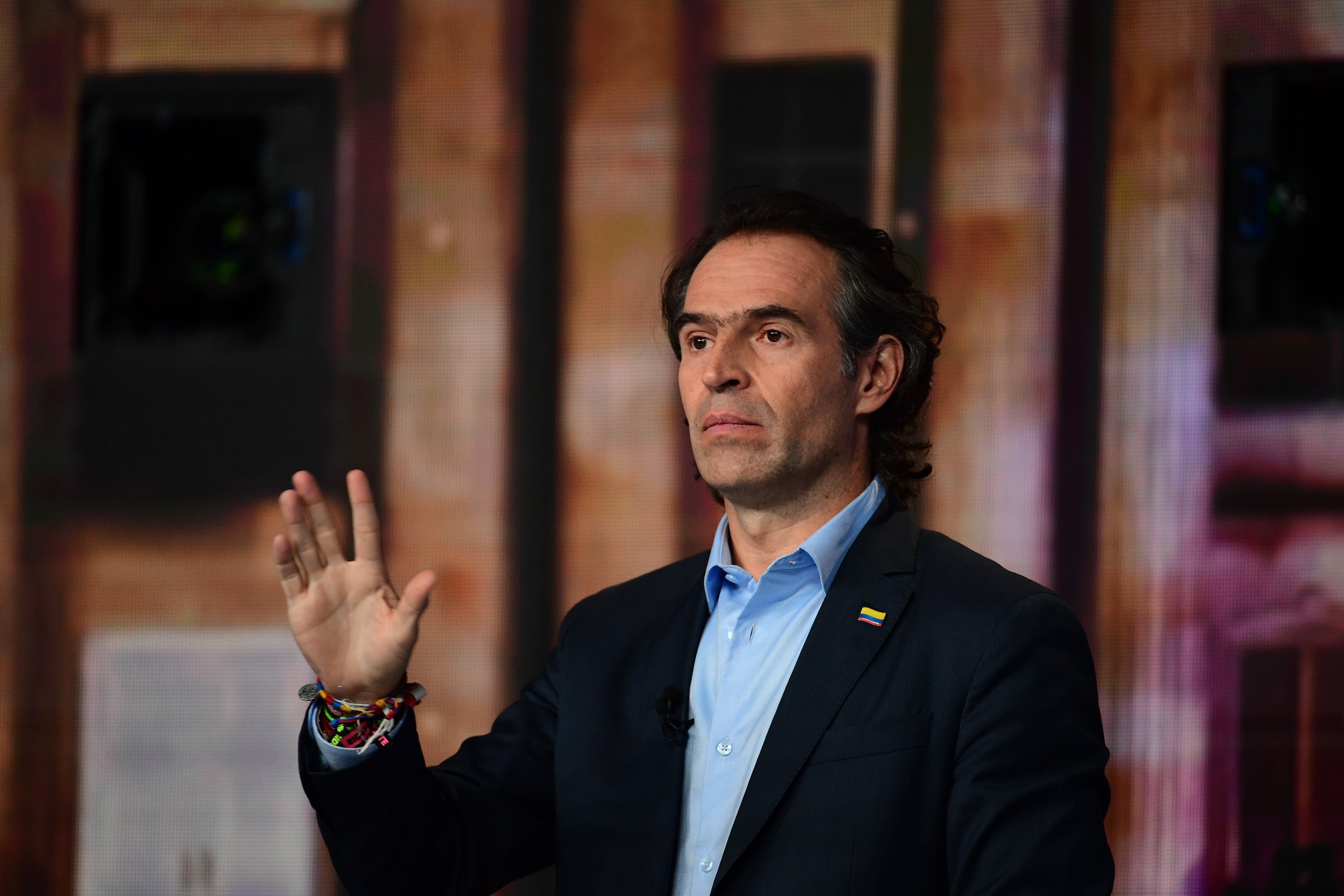 Candidato a la presidencia de Colombia durante el debate organizado por Caracol TV