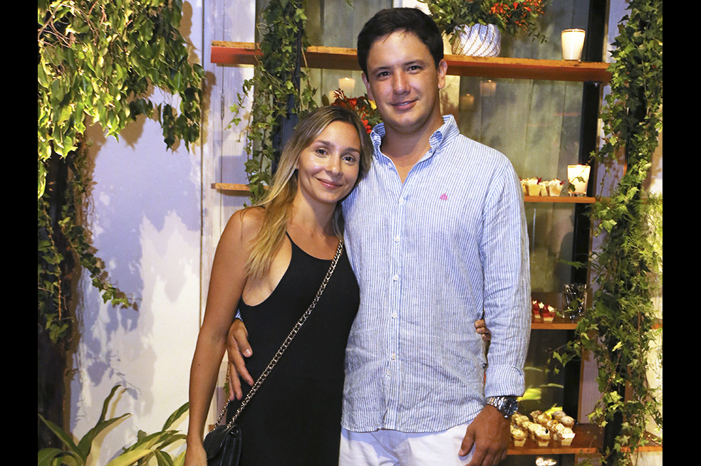 Ana Vallego, Mateo Bahamon