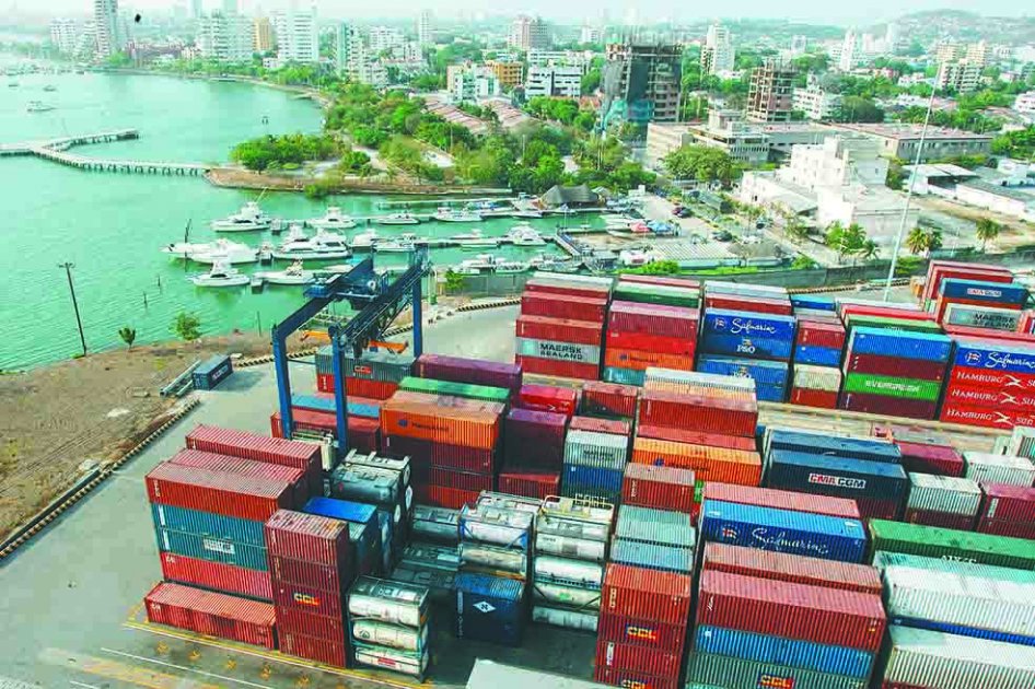 A pedir perdón por contaminar la bahía de Cartagena