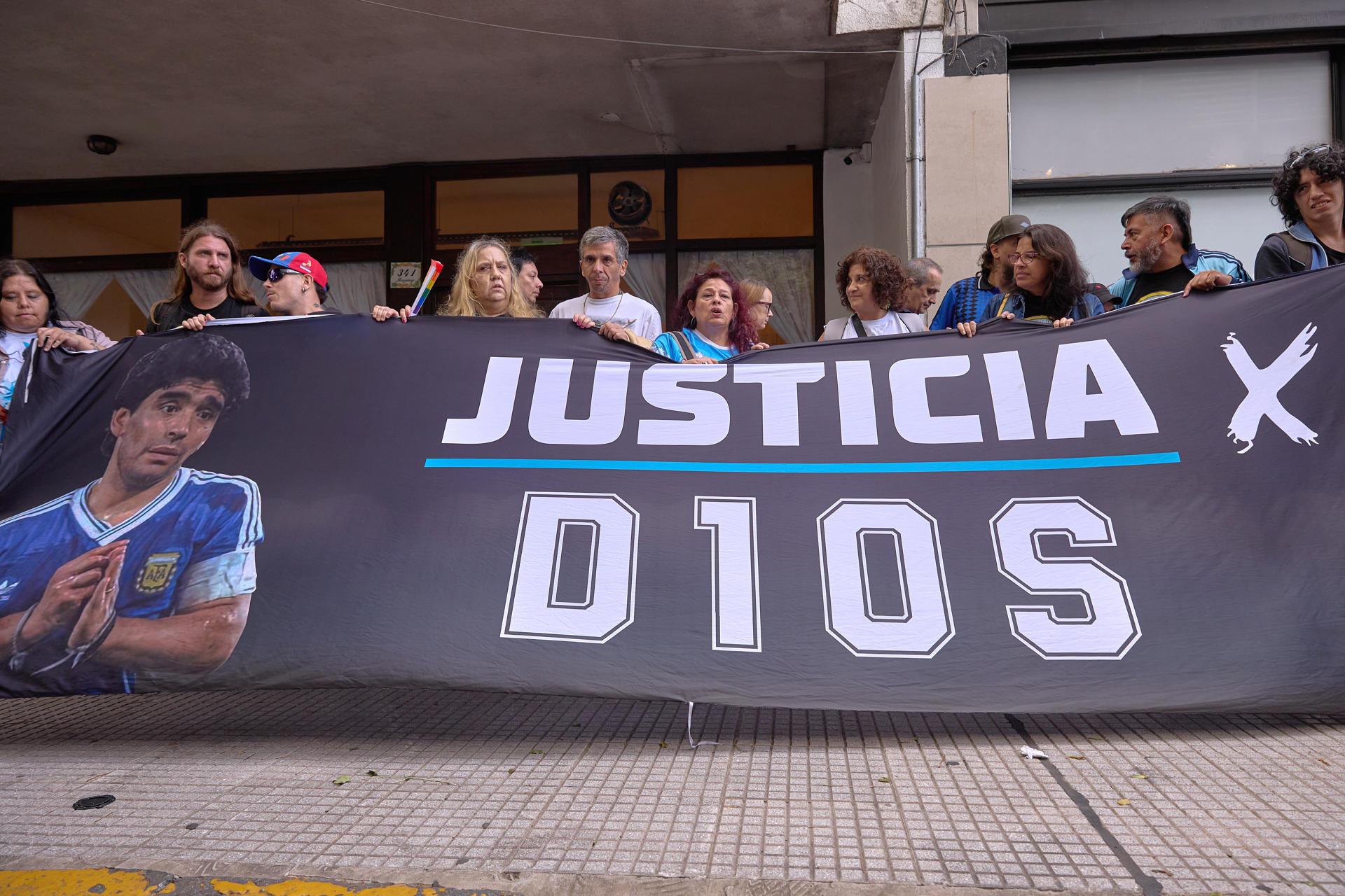 Inició en Argentina un nuevo juicio sobre la muerte de Diego Armando Maradona