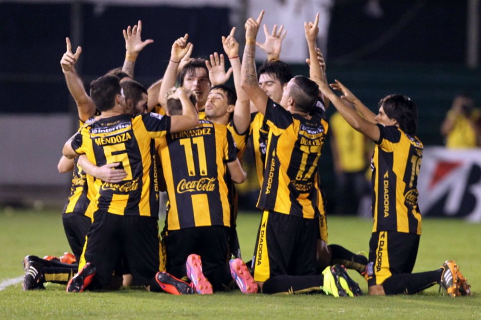 Ajustada victoria de Guaraní sobre Racing en la Libertadores