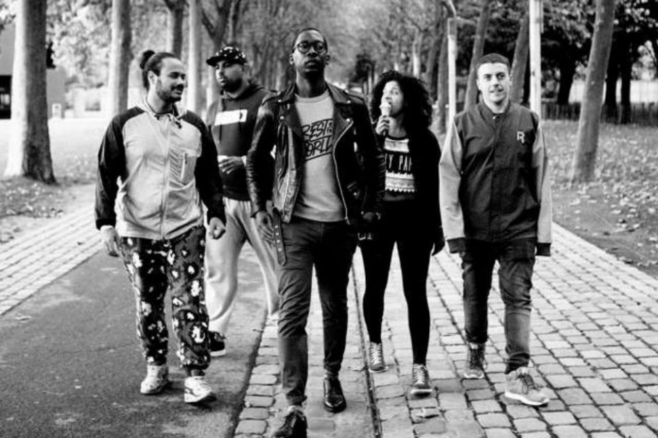Buraka Som Sistema visitará Colombia en su gira de aniversario?