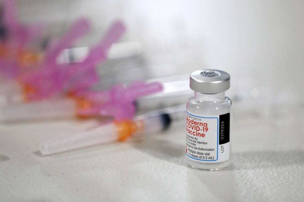 Coronavirus: Moderna asegura que su vacuna es “altamente efectiva” en adolescentes