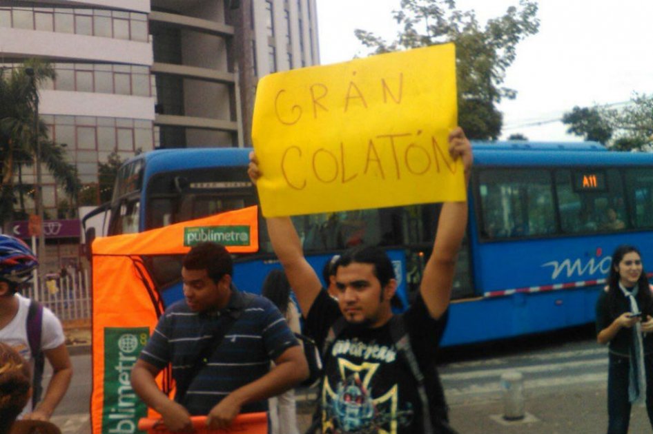 ‘Colatón’ en sistema MÍO de Cali en rechazo al aumento de tarifas