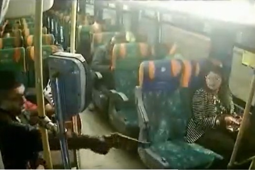 Reportan nuevo robo a mano armada en bus de servicio público en Bogotá