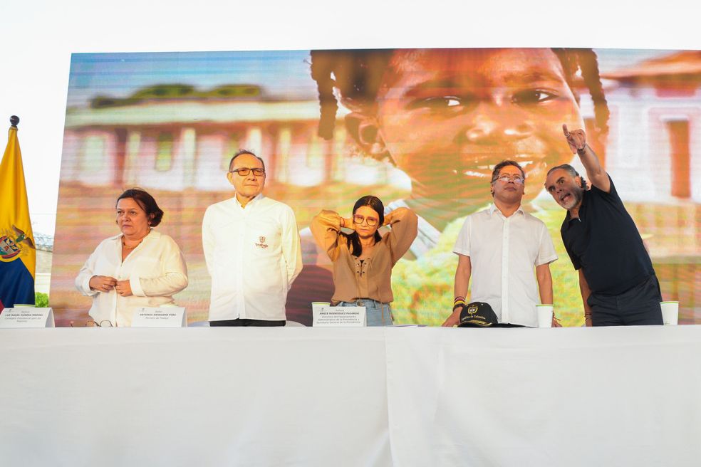 Caída de consulta y resurrección de la laboral dejaron a Gobierno y oposición en guardia