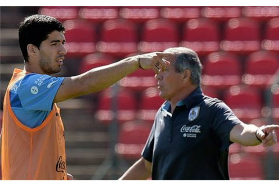 Ausencias de Suárez y Cavani hacen que la Celeste se resienta, dice Tabárez