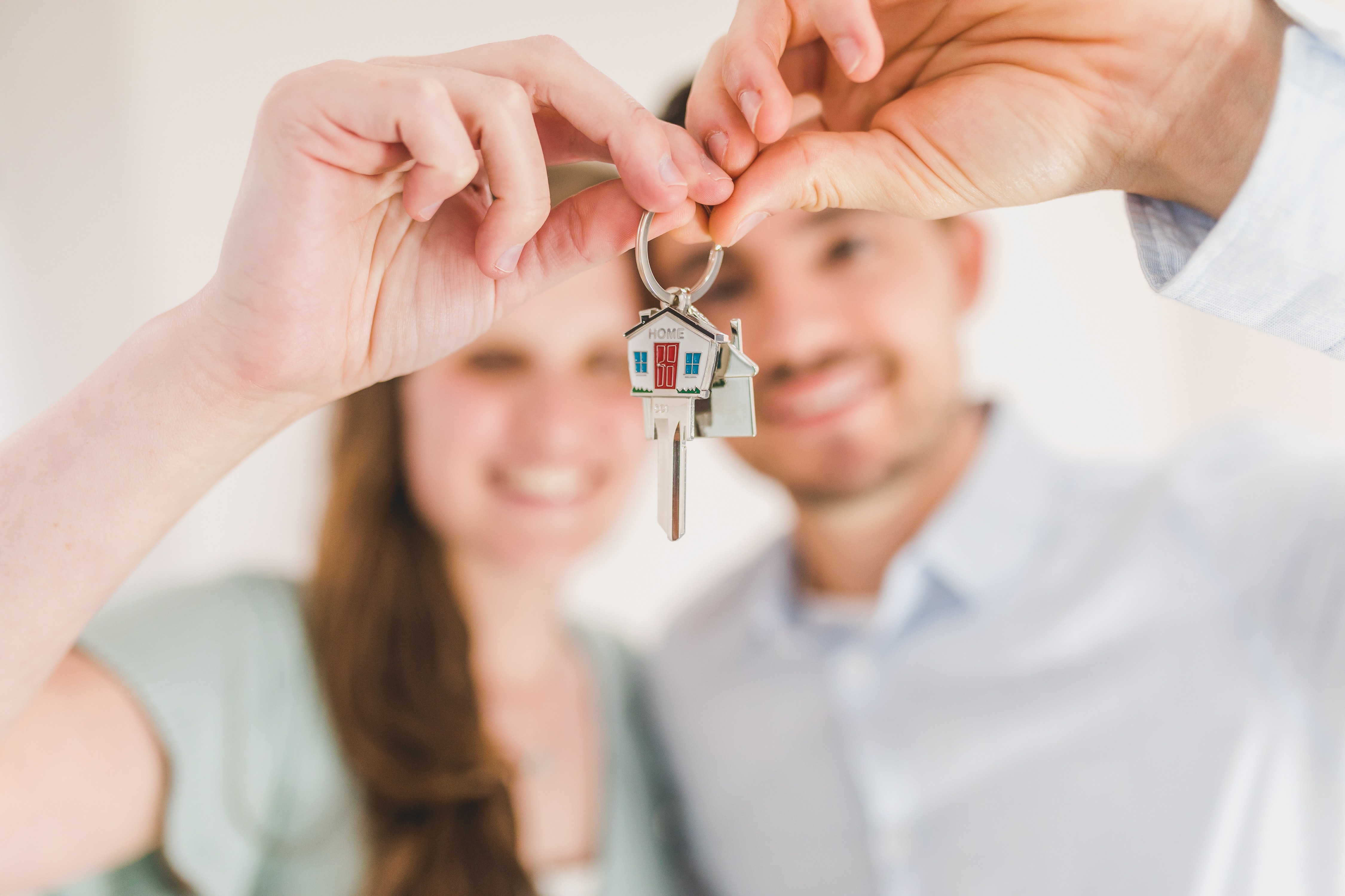 ¿Tiene dudas a la hora de comprar vivienda este 2023? Expertos responden