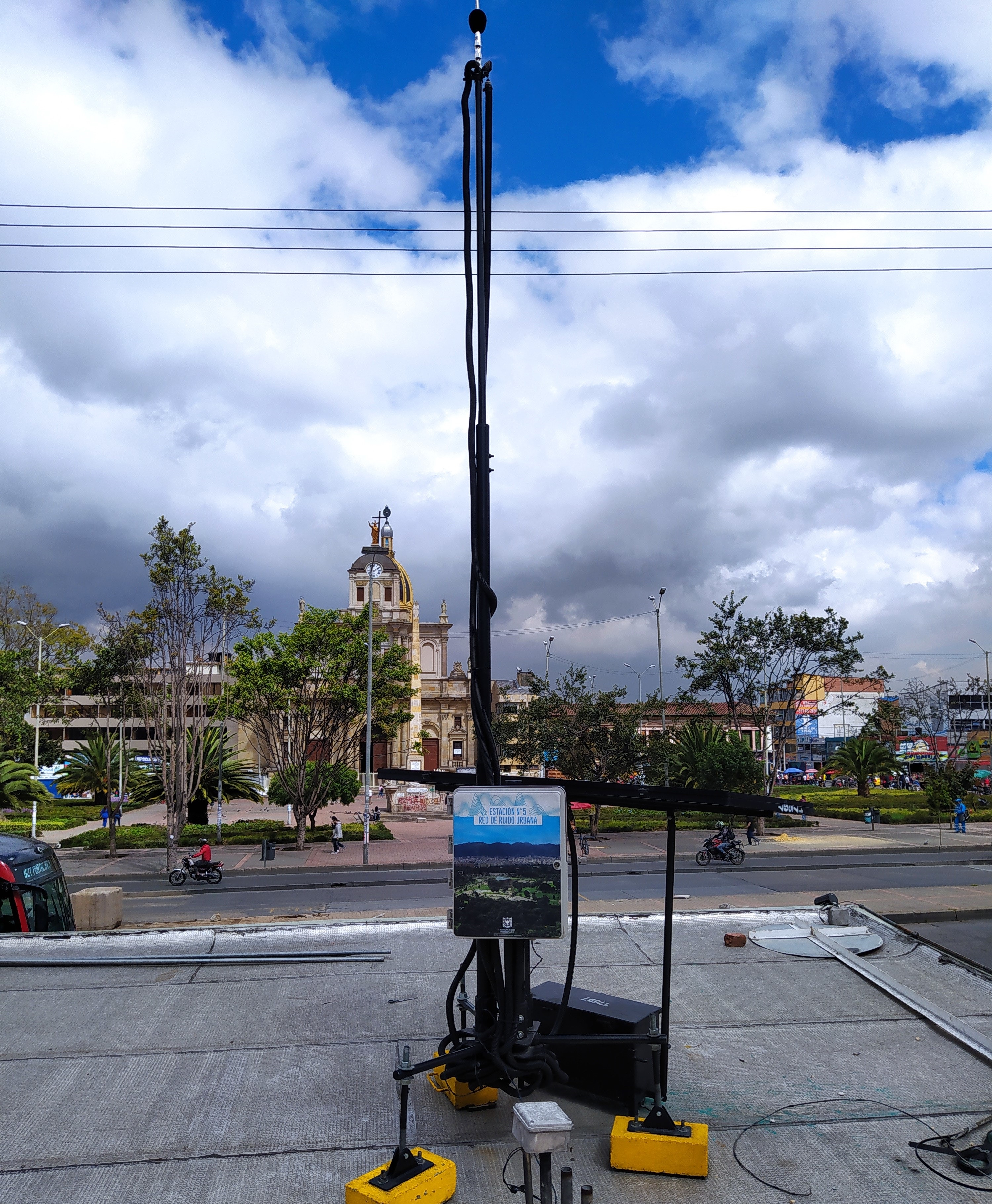 Estación de monitoreo del ruido de la Secretaría de Ambiente/. Grupo Ruido, Secretaría de Ambiente