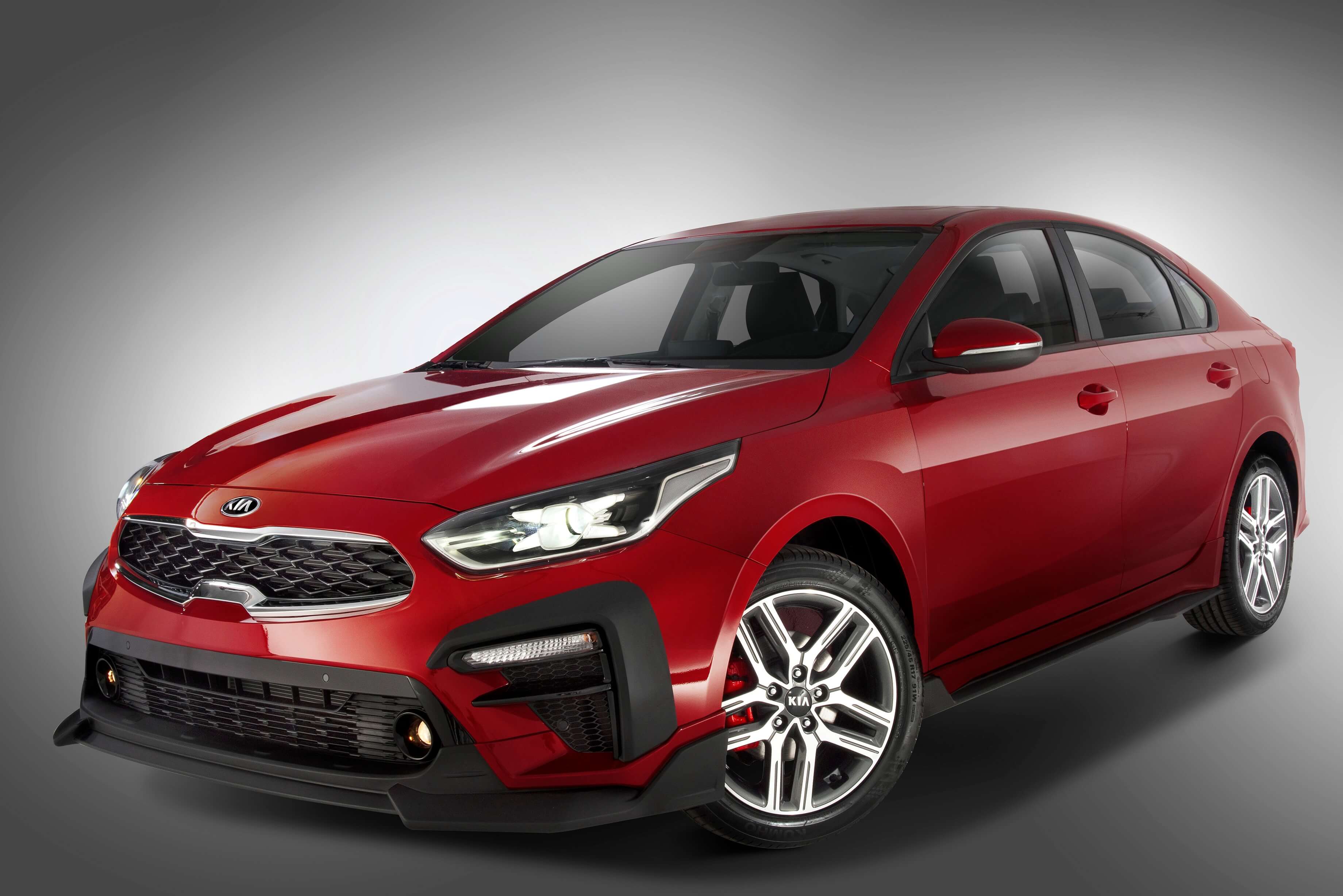 Ya rueda en Colombia el nuevo Cerato Vivro Sport