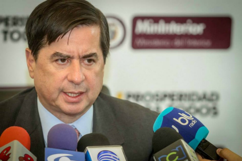 «Críticos le hacen campaña a Vargas Lleras sin que todavía se lance a la Presidencia»