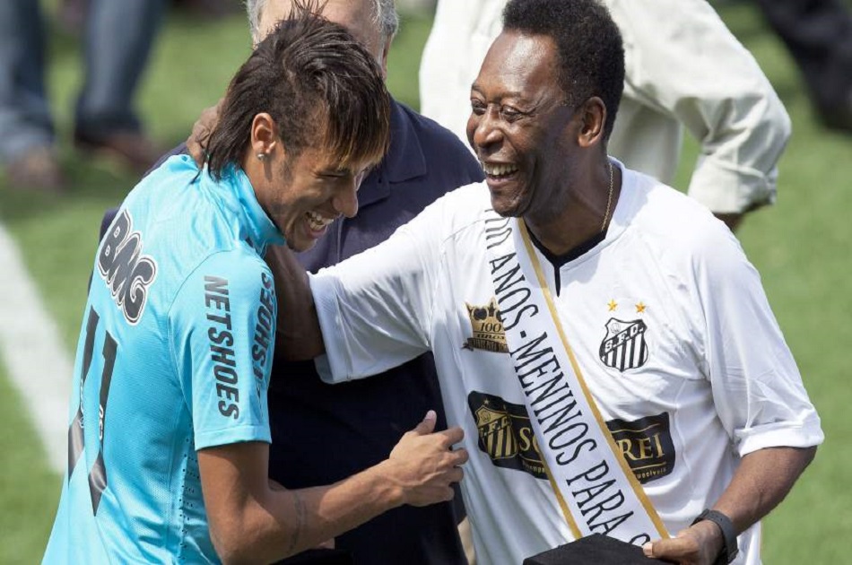 Pelé dice que Neymar no es un jugador completo
