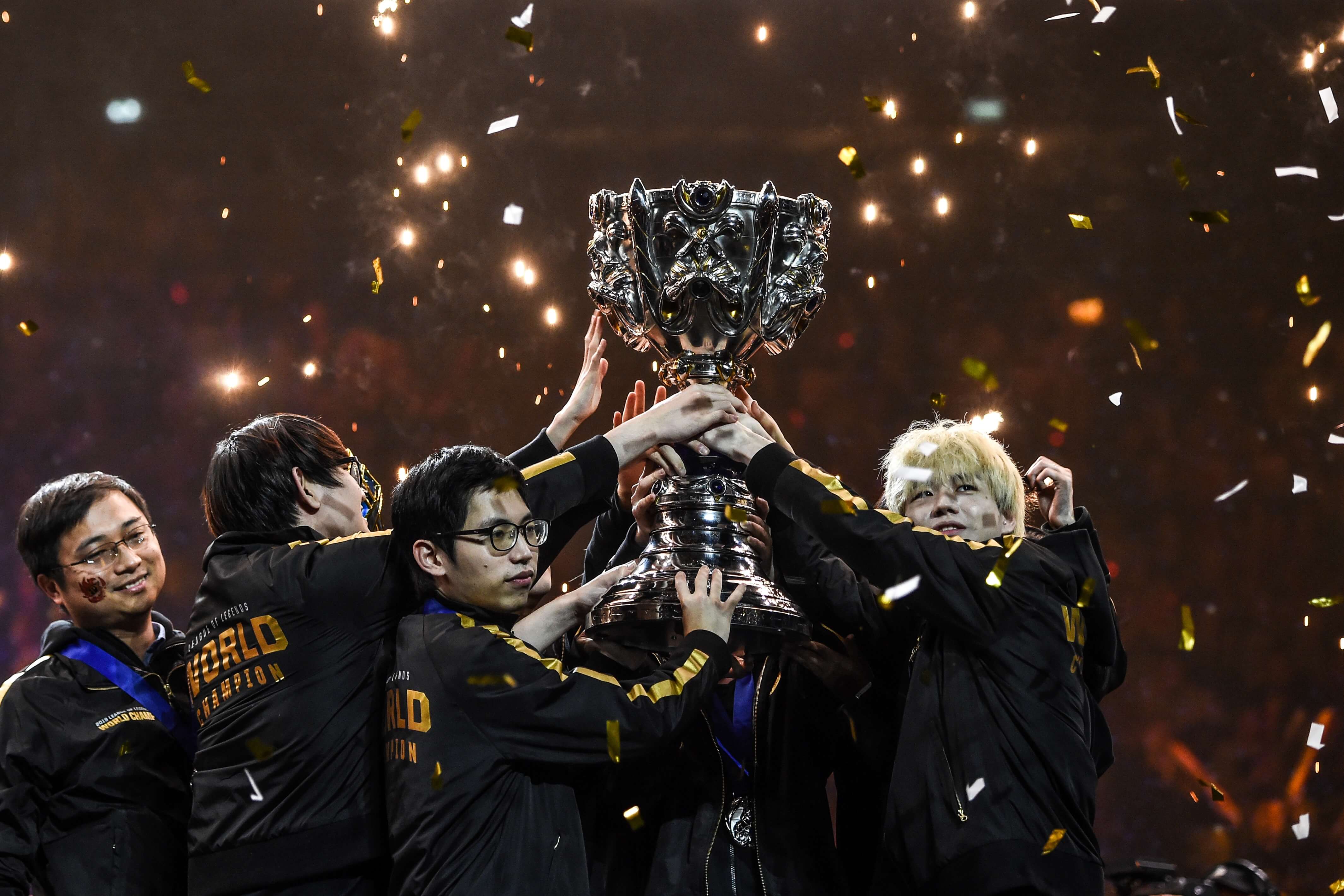 El FunPlus Phoenix chino, campeón mundial de League of Legends en París