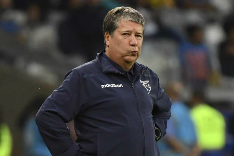 Todavía no se define la continuidad de "Bolillo" Gómez como técnico de Ecuador