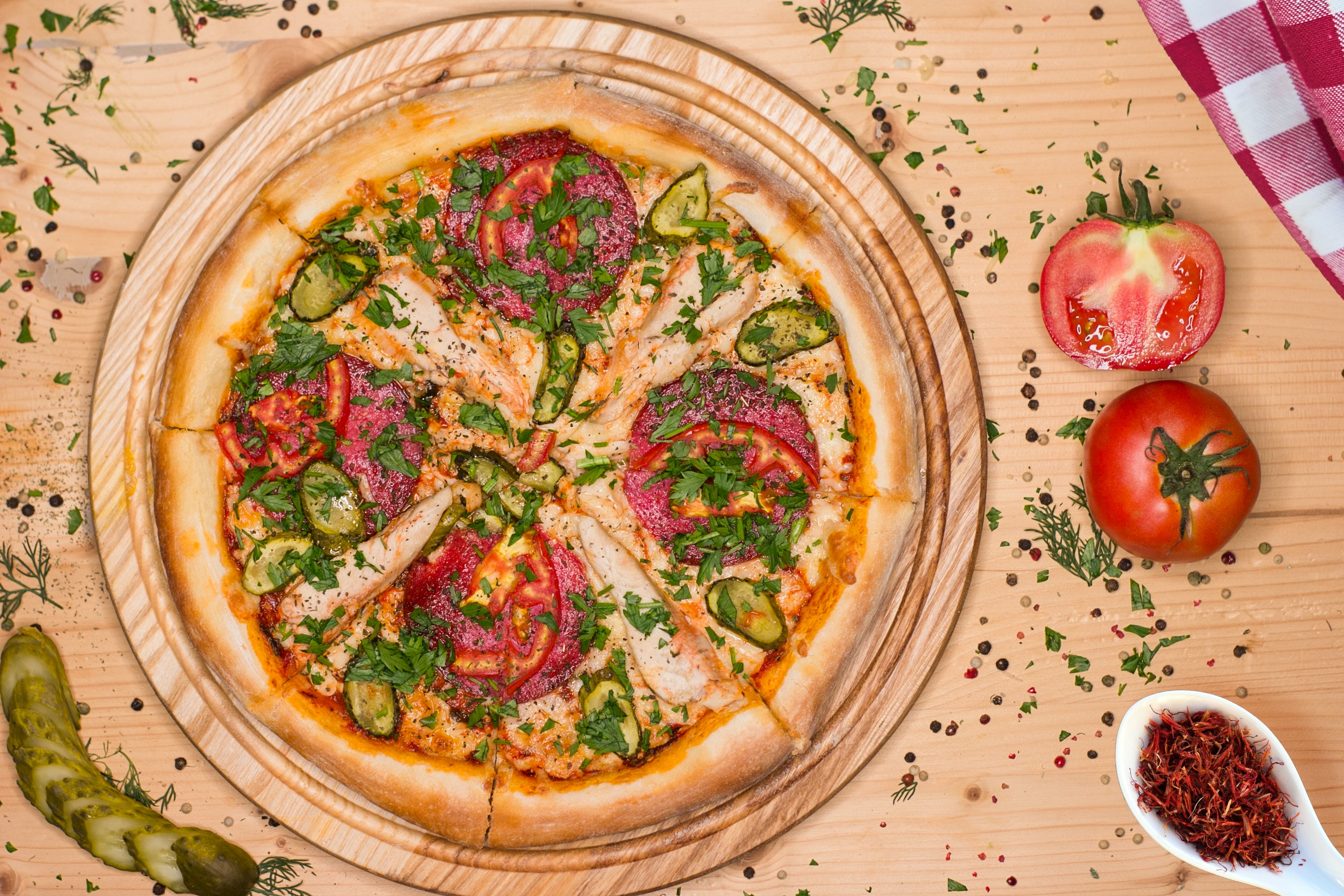 Cómo hacer pizza con tortillas en casa con 4 ingredientes