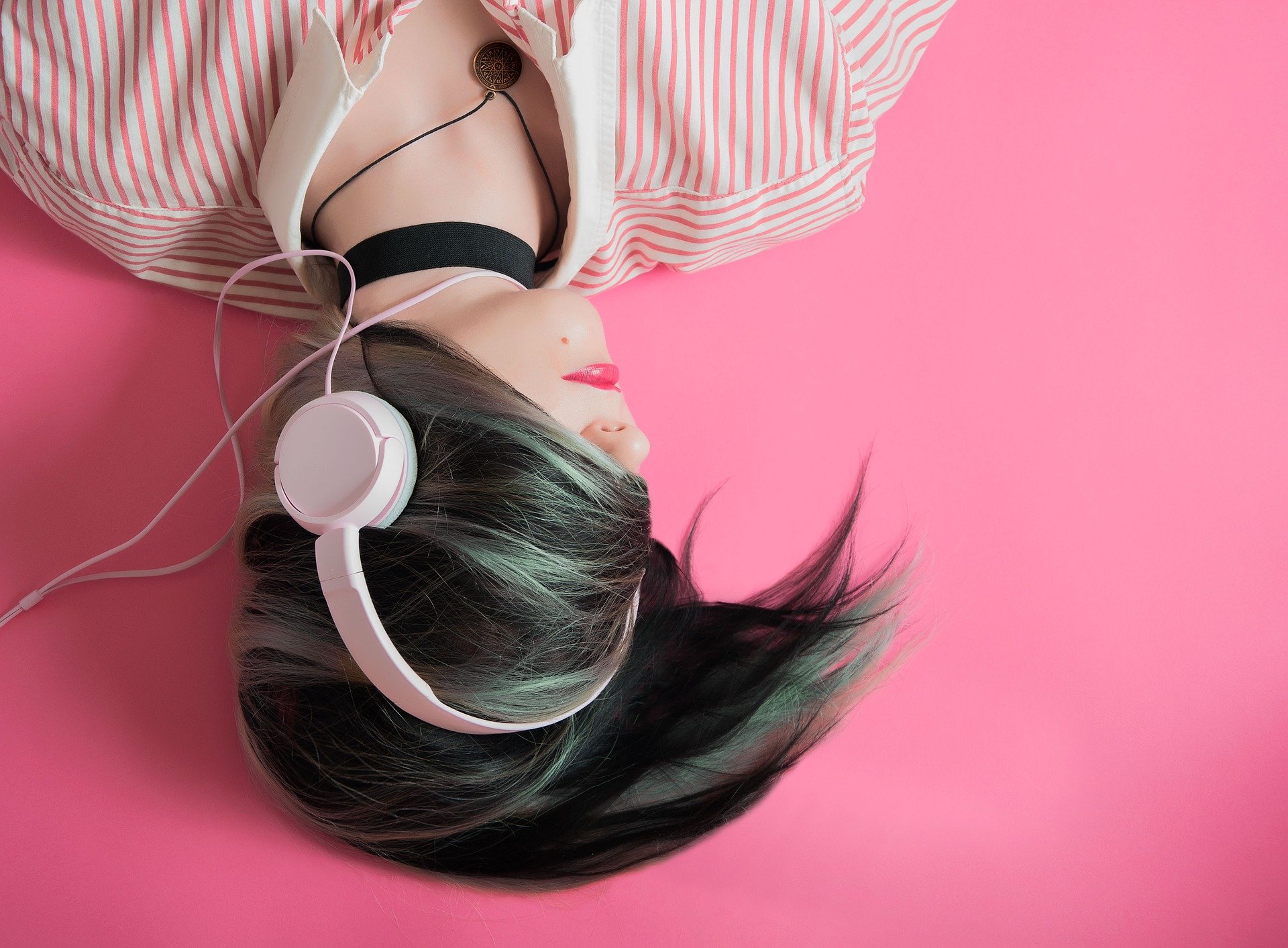 ¿Le gustan los podcasts? Seis recomendaciones de El Espectador