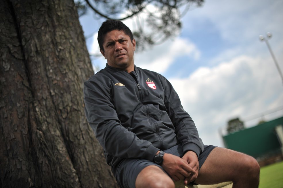 El rojo va por la remontada