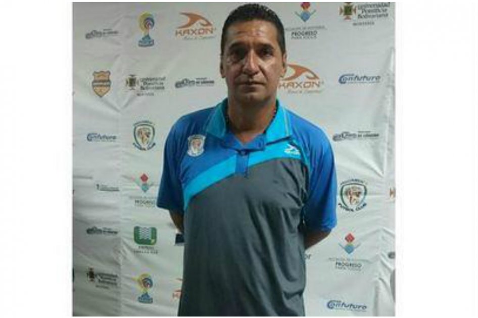 Carlos Castro, primer entrenador que deja su cargo en la actual Liga Águila