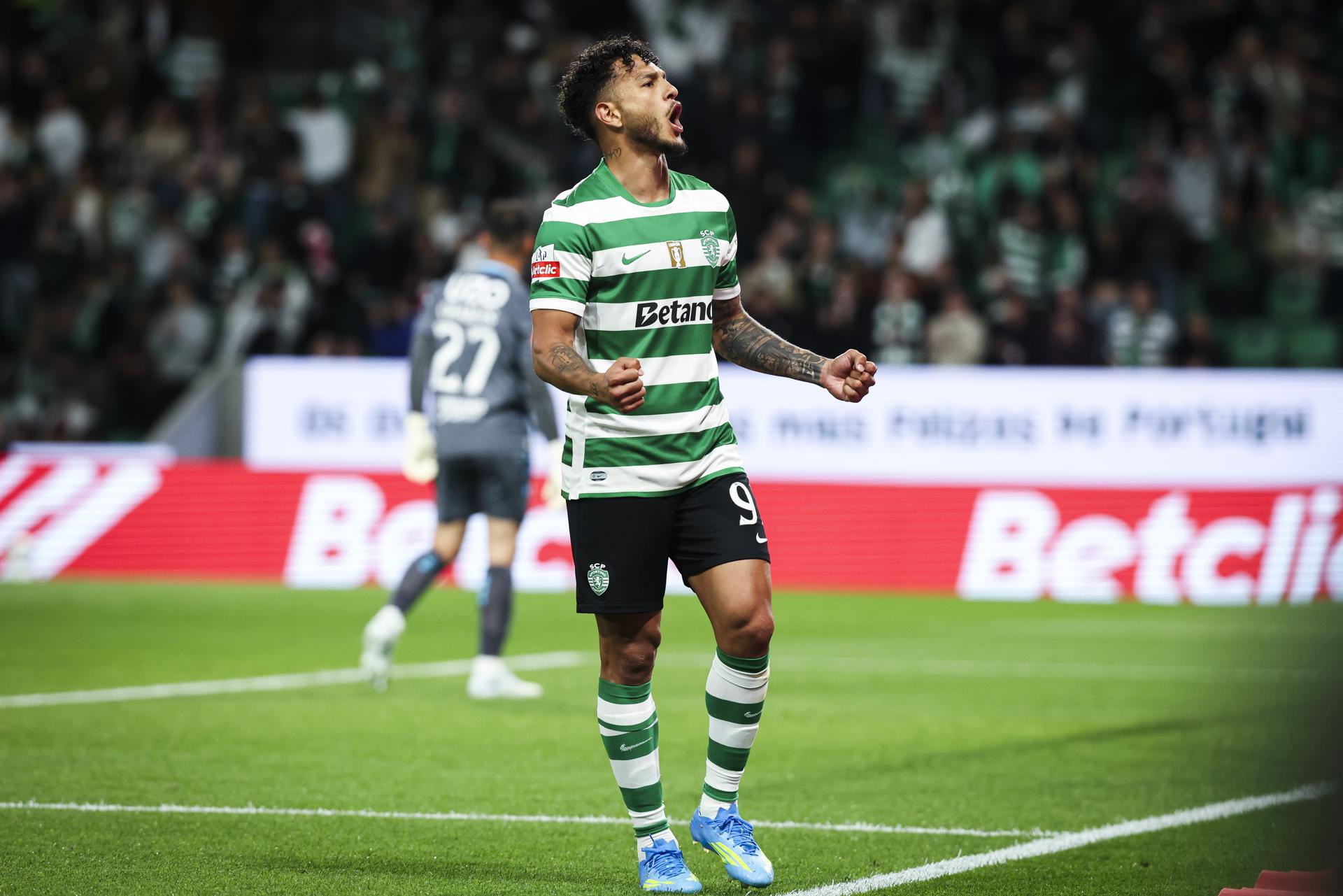 Luis Suárez, figura total en el triunfo de Sporting: igualó cifra récord de Jackson Martínez