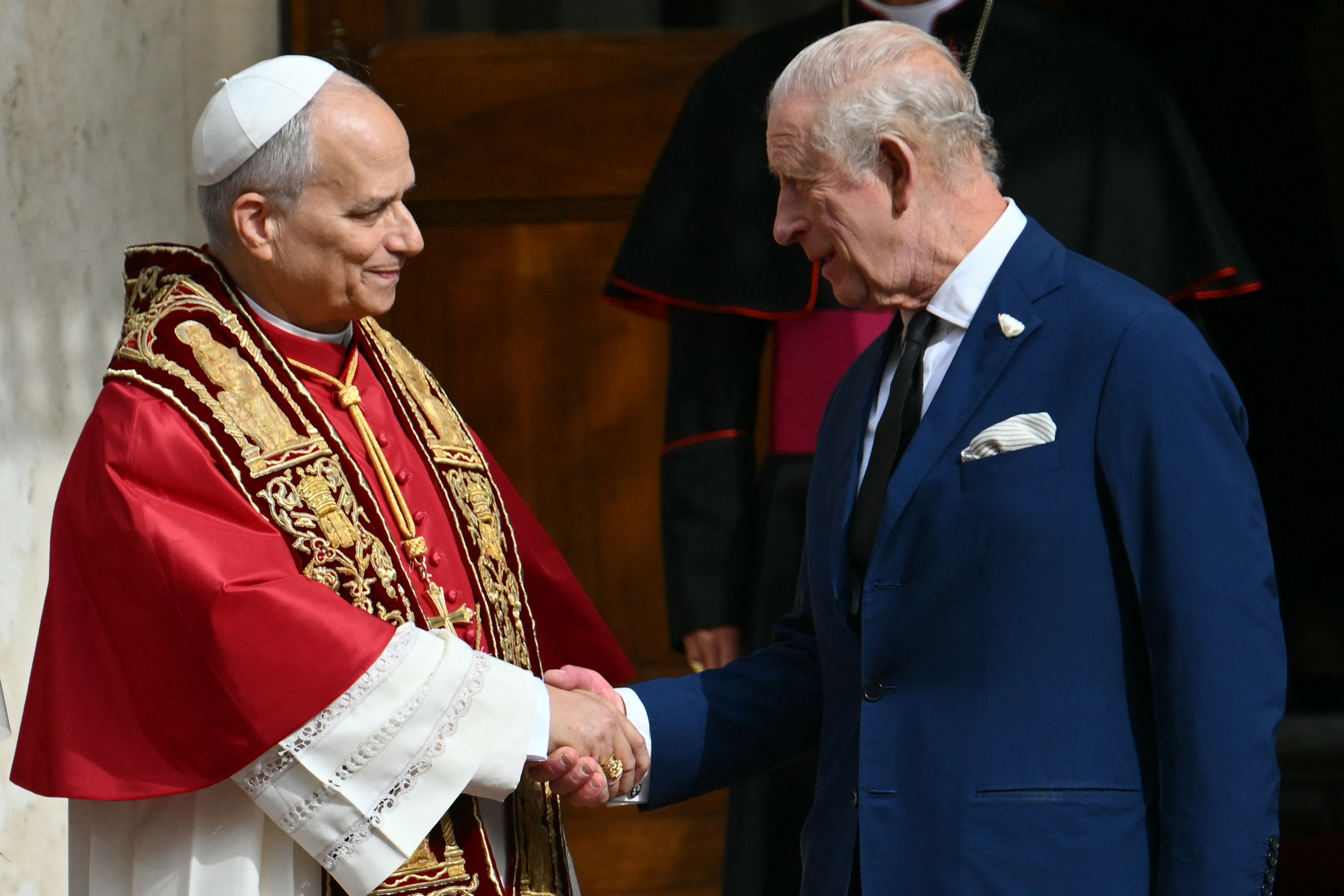 Carlos III y el papa oran juntos en la Capilla Sixtina: ¿por qué es histórico?