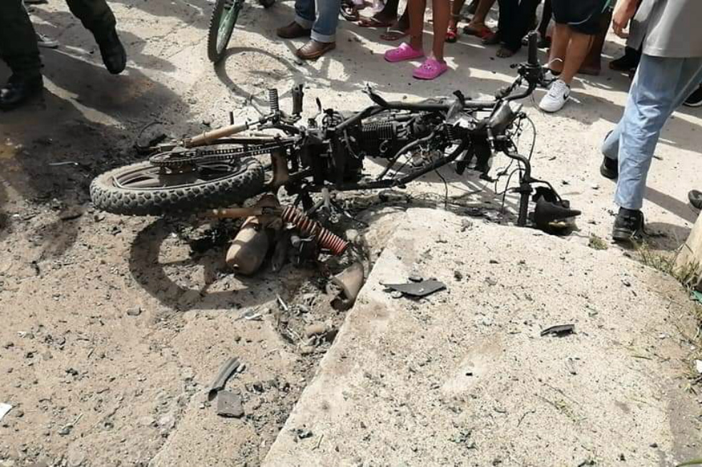 Detonan motocicleta bomba frente a secretaría de Tránsito de Florida, Valle