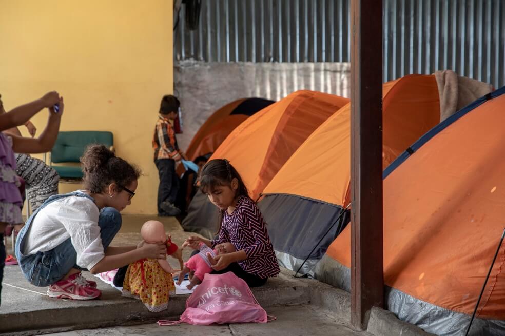El difícil estado de los albergues mexicanos mientras migrantes esperan asilo en EE. UU.