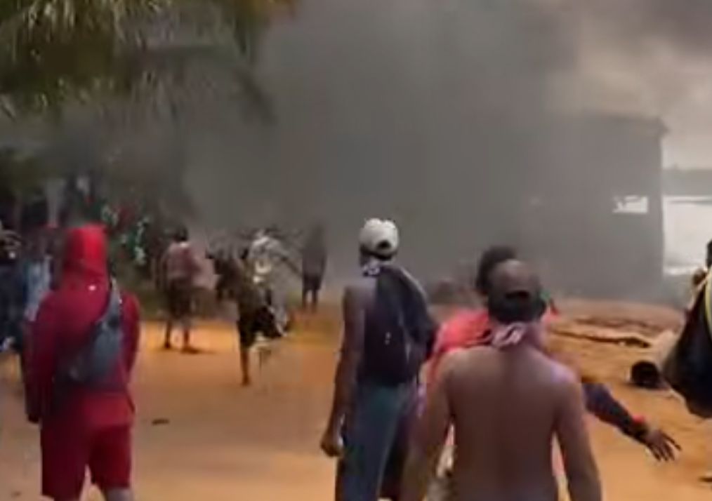 Enfrentamiento entre policías y mineros en Nechí, Antioquia, dejó 10 heridos