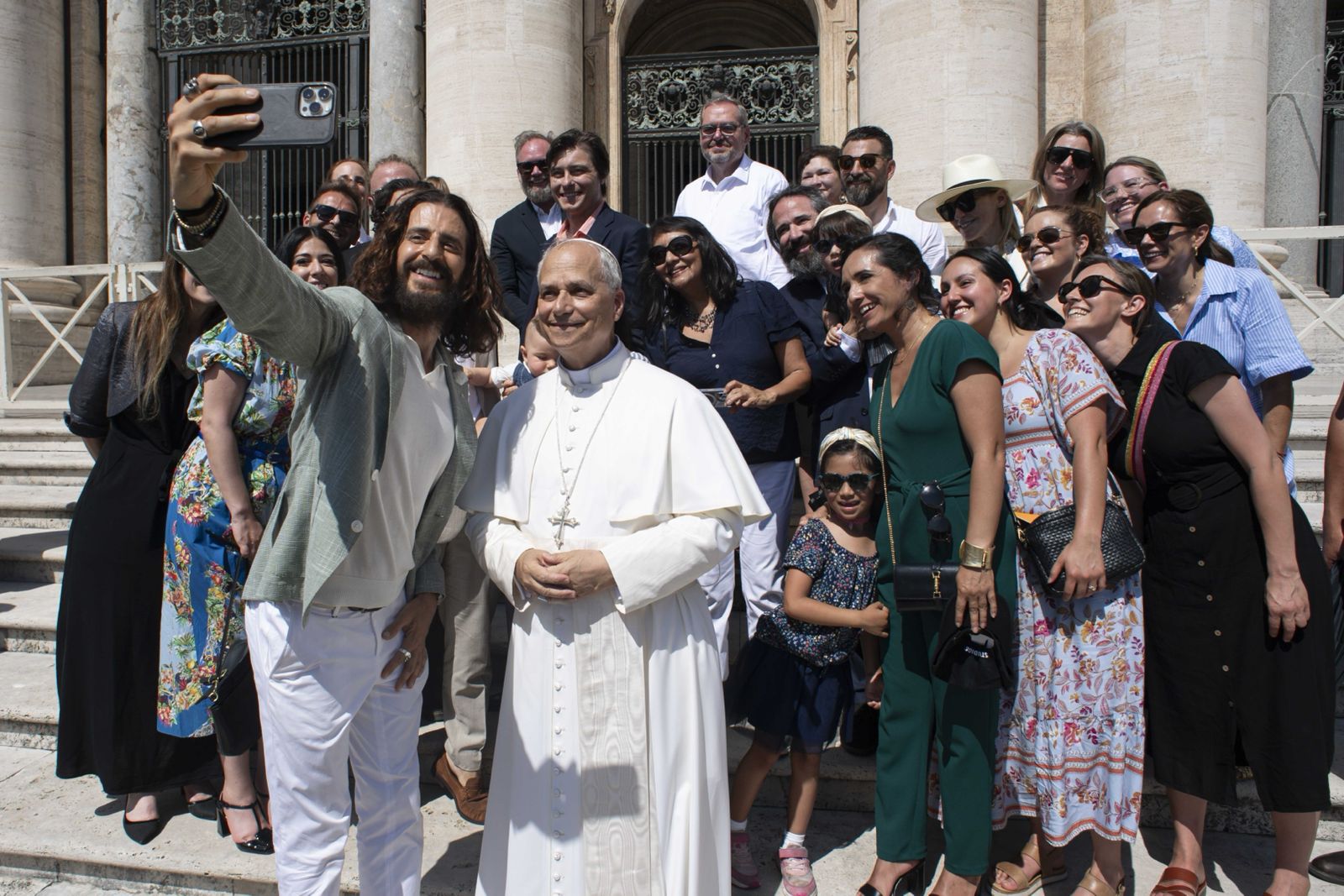 Así fue el encuentro del elenco de ‘The Chosen’ con el papa León XIV