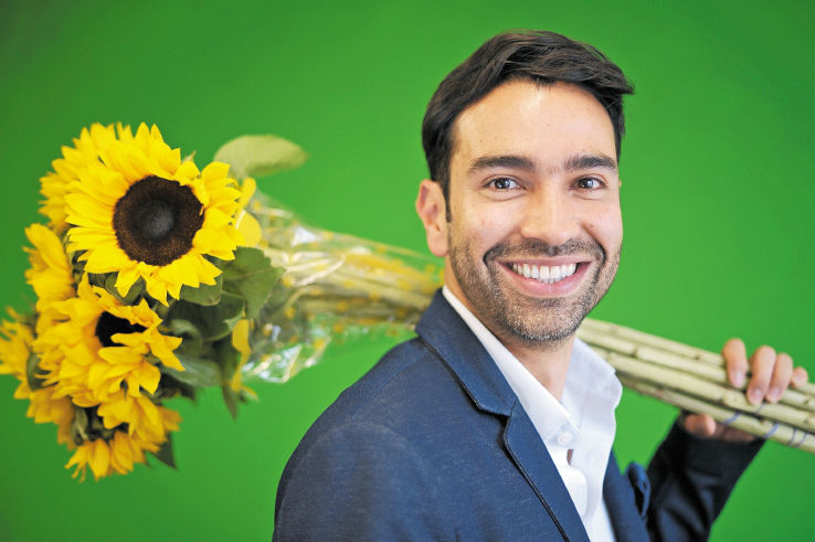 Él es Mauricio Toro, el primer congresista abiertamente gay en Colombia