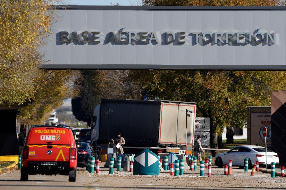 Ola de paquetes bomba genera pánico en España: ¿qué está pasando?