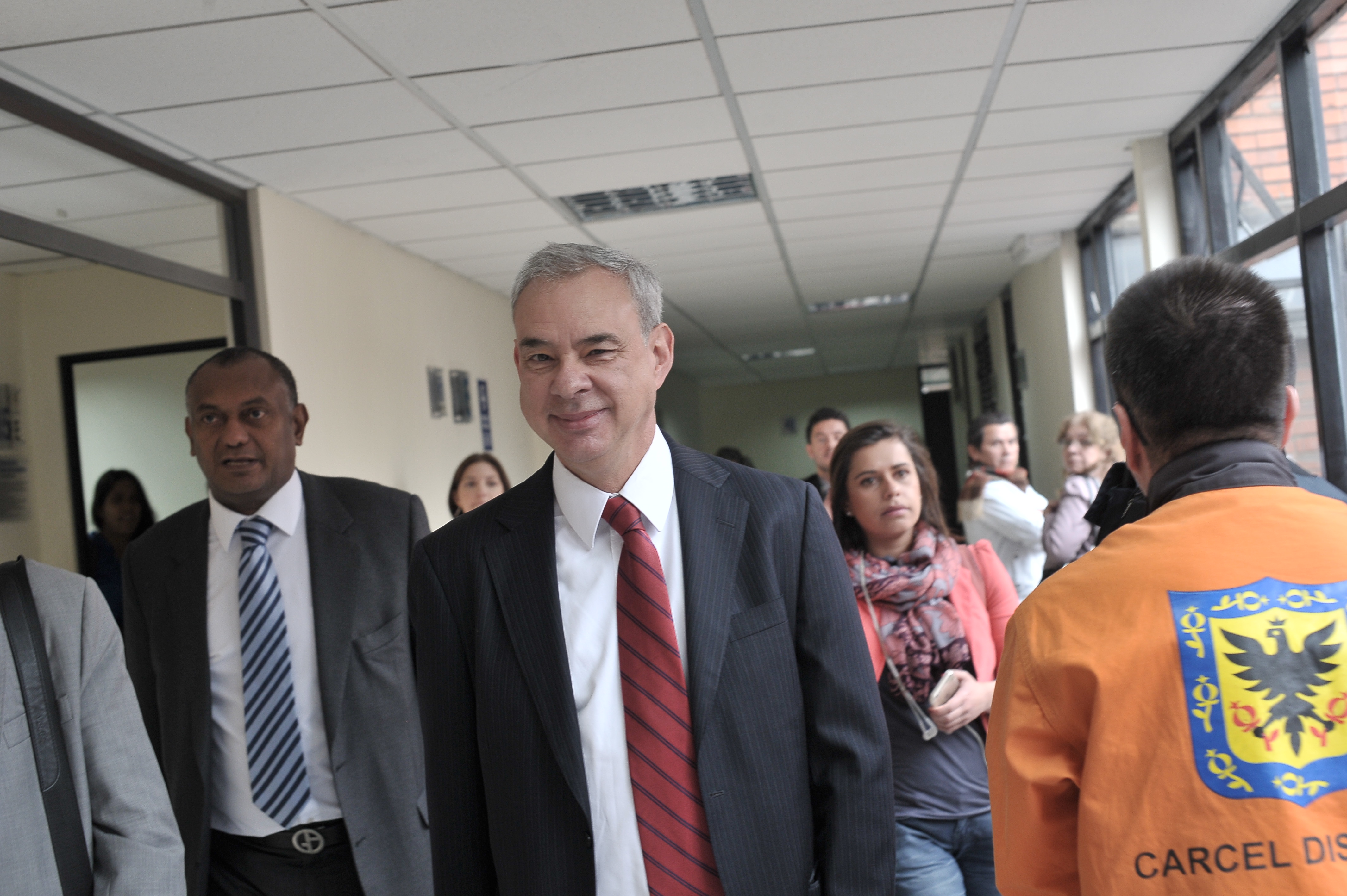 Caso Fidupetrol: Corte Suprema absuelve al exmagistrado Rodrigo Escobar Gil