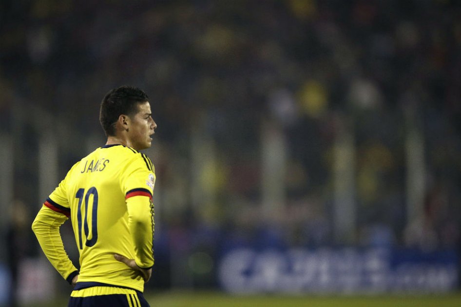 James Rodríguez ya llegó a Asunción donde será evaluado